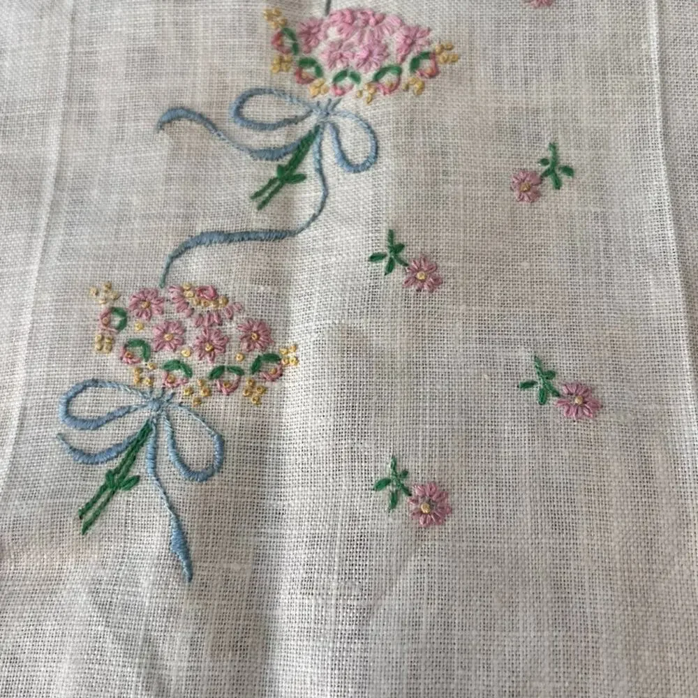 Vintage 1950s Hand-Embroidered Linen Tea Towel Guest Towels Set of 2